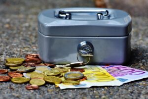 不動産クラファンで得られるキャッシュバックの条件は？