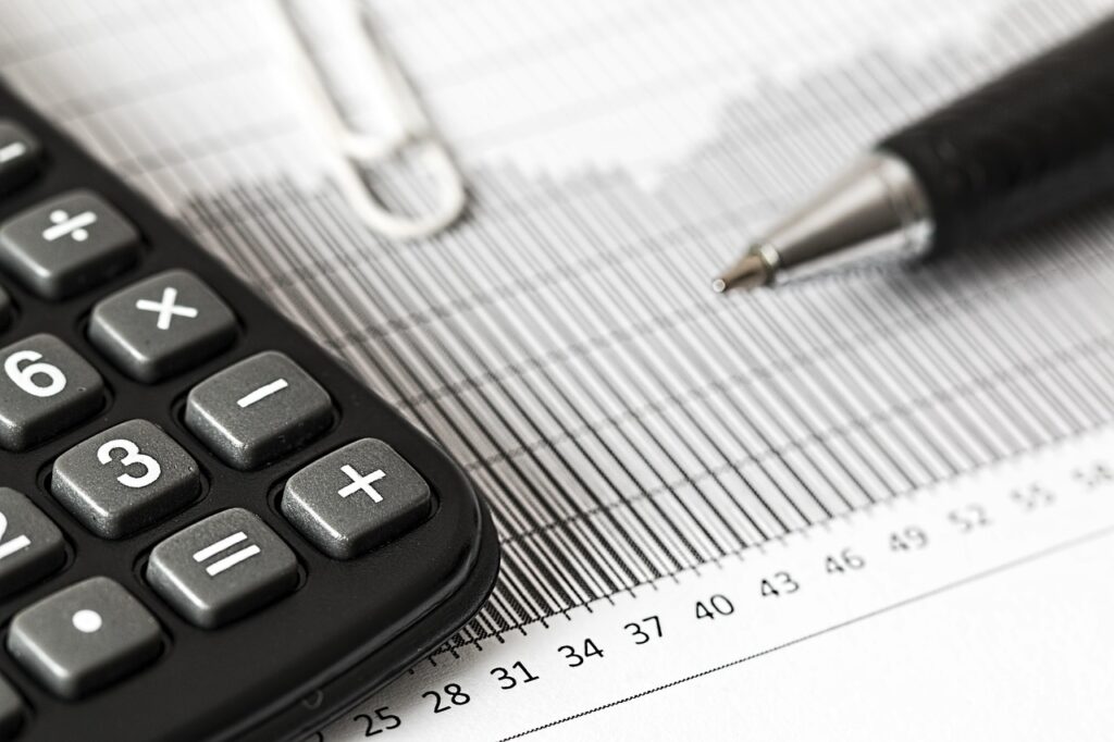 不動産のクラファンで得られる雑所得の計算方法は？