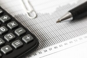 不動産のクラファンで得られる雑所得の計算方法は？