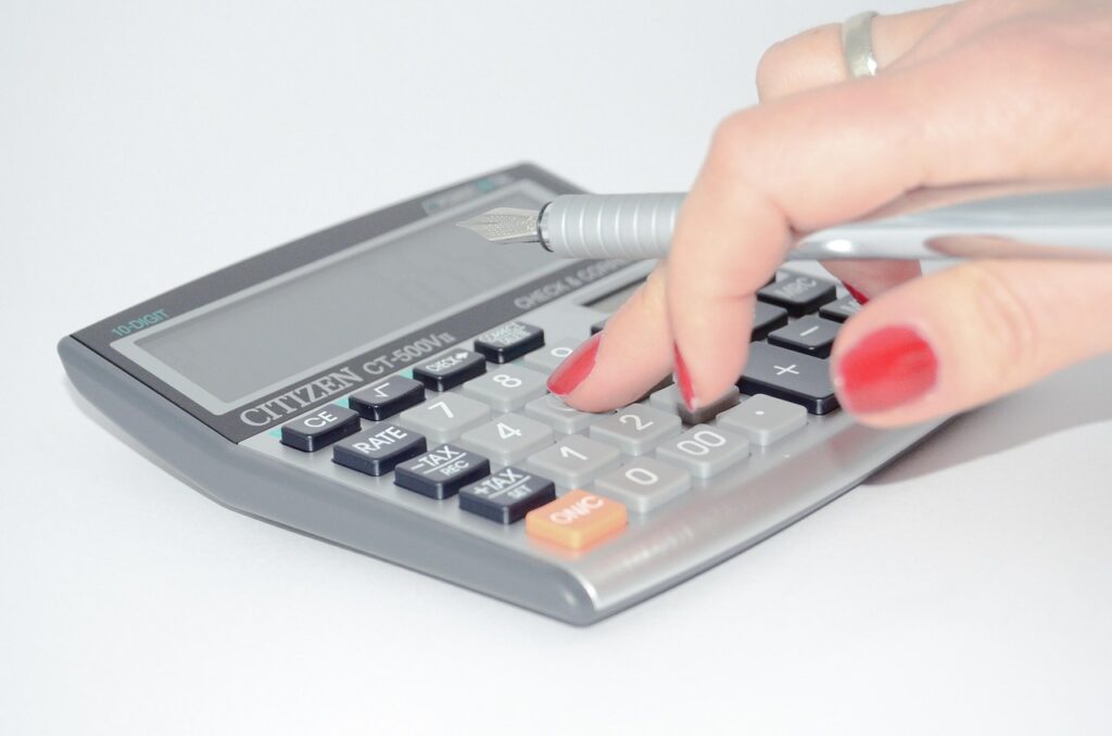 不動産クラファンの税金に関する確定申告のポイントは？