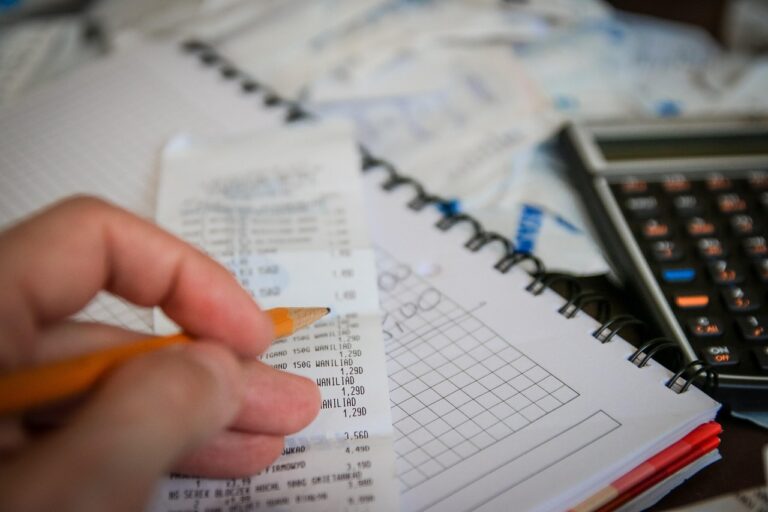 不動産クラファンでの税金対策はどうするべき？